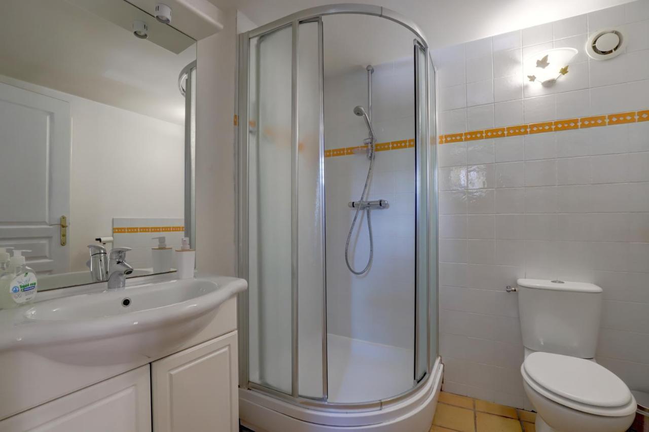 Gite La Grappe Occitane - 14 Personnes - Piscine Privee Ambres Екстериор снимка